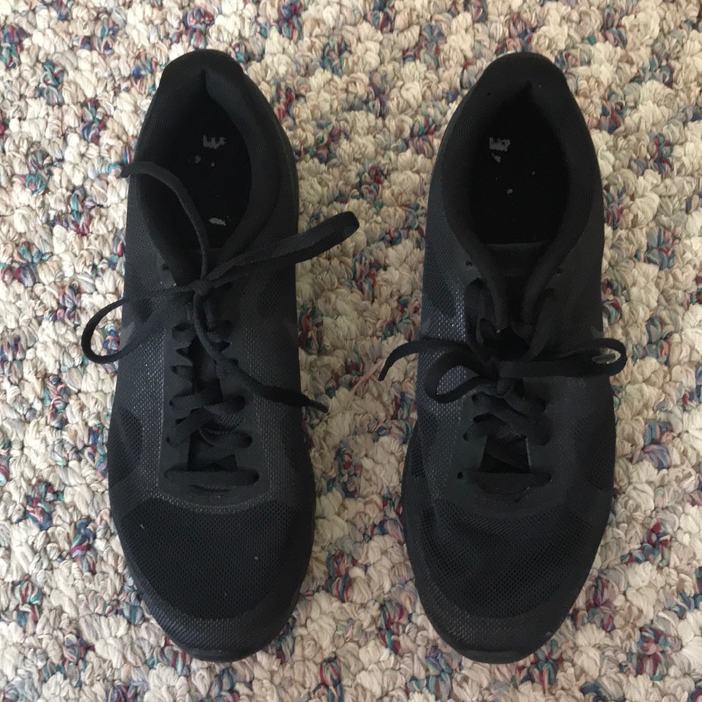 Black Nike airmax